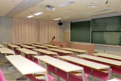 大学院講義室2
