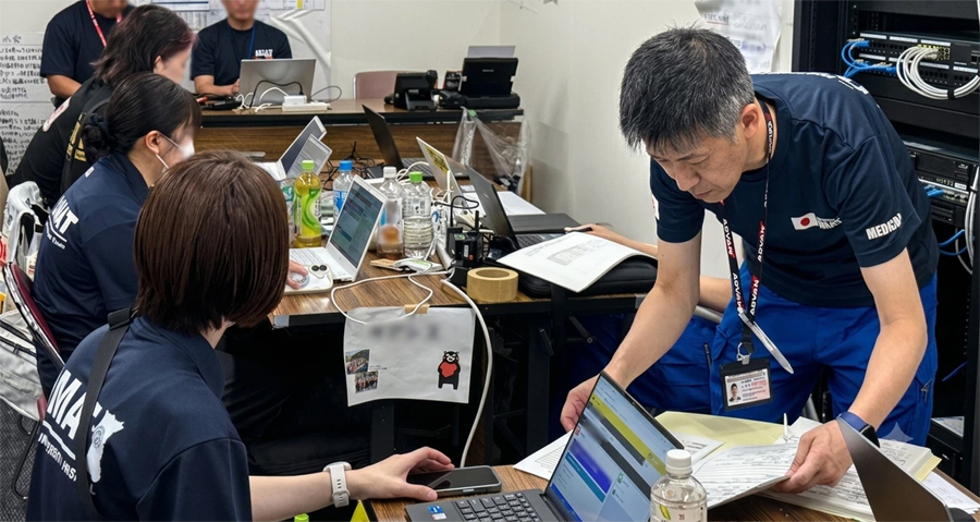 八代地域保健医療福祉調整現地本部八代市支所での活動の様子