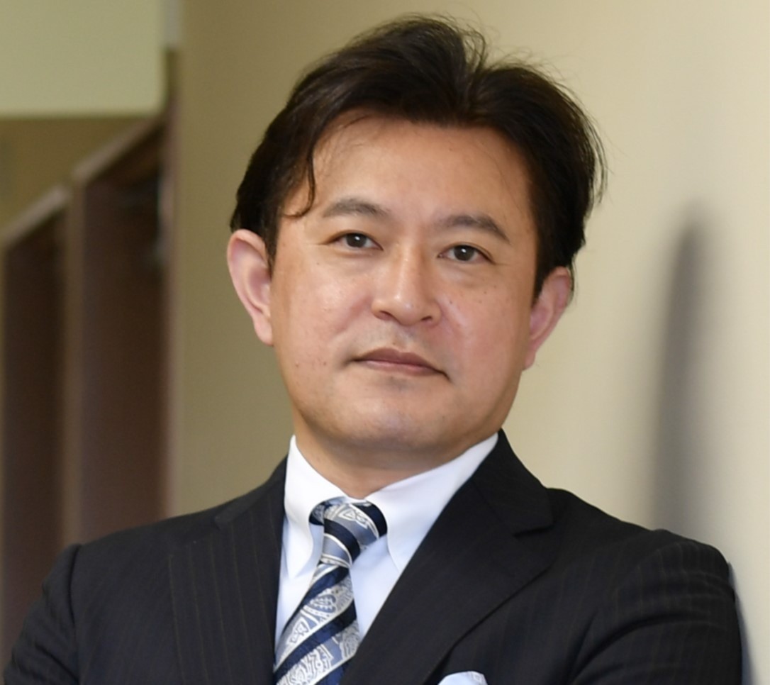 山野 嘉久