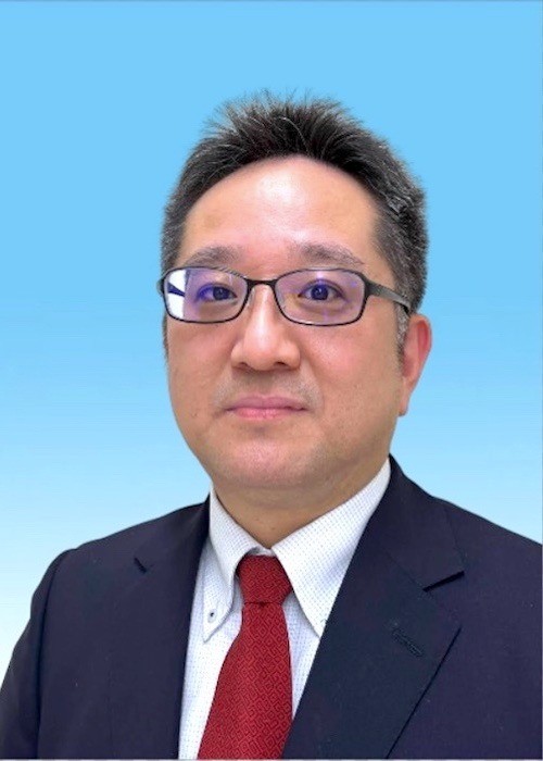 右田 王介