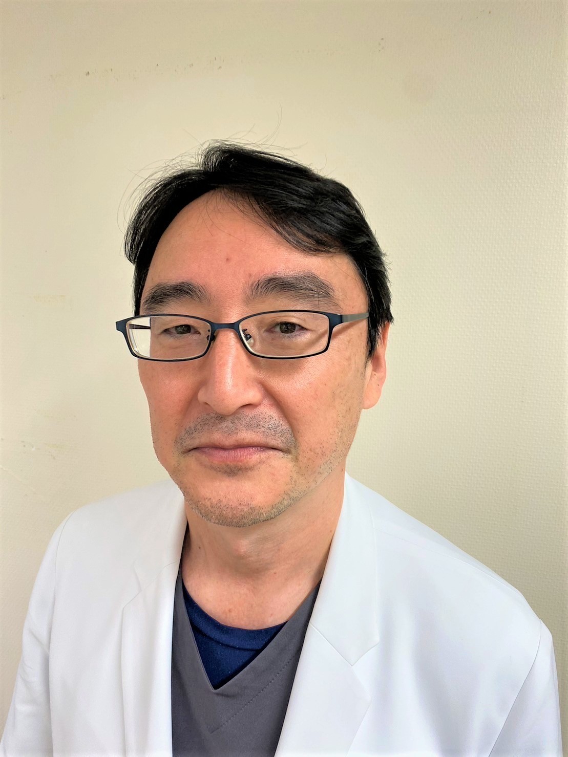 四万村 司