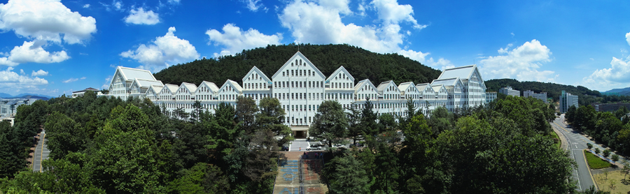 医学部本館1